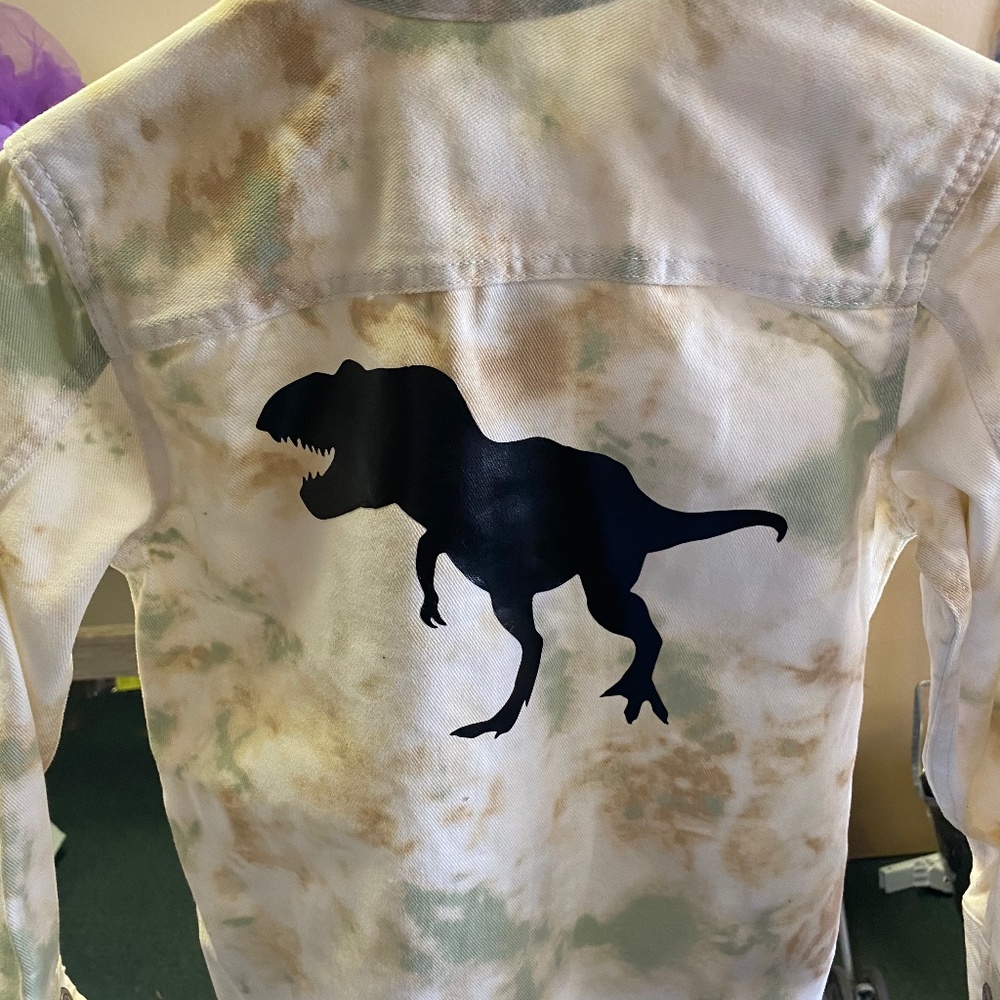 Dino shirt